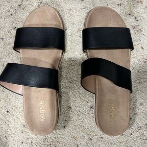 Women’s‎ Kensie black sandals 7.5 wedge